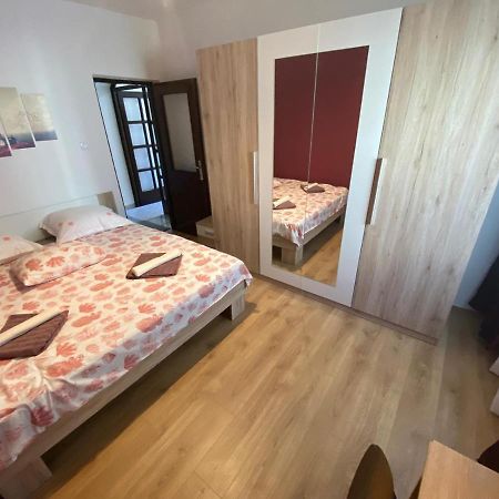Apartment Dora 扎达尔 外观 照片