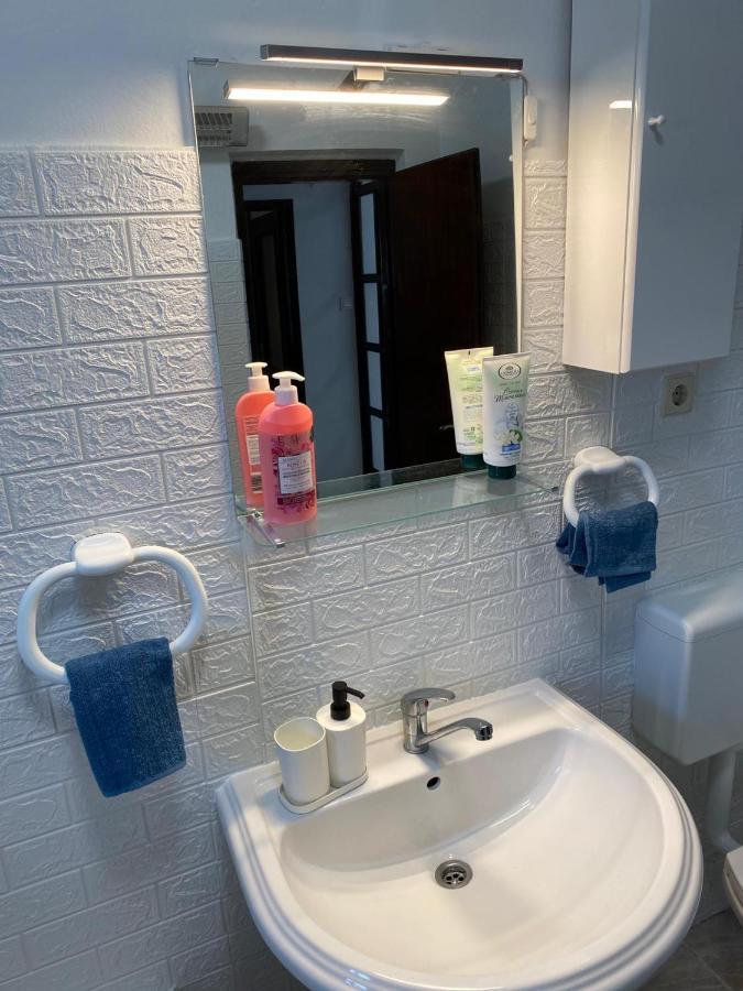 Apartment Dora 扎达尔 外观 照片