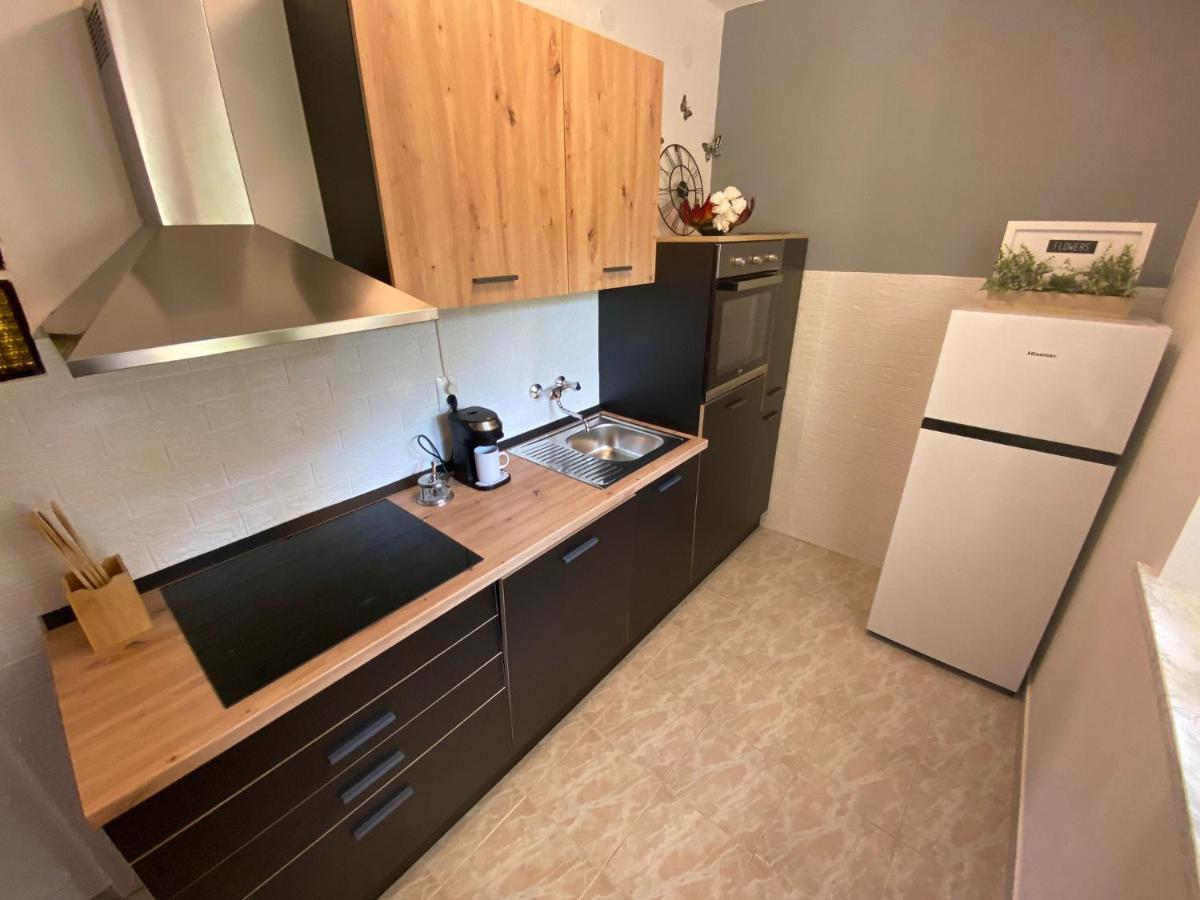 Apartment Dora 扎达尔 外观 照片